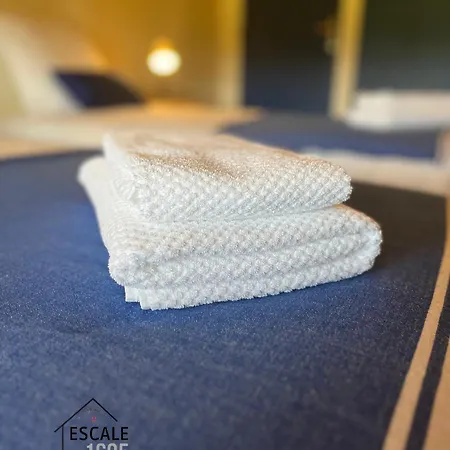 Escale 1695 4*